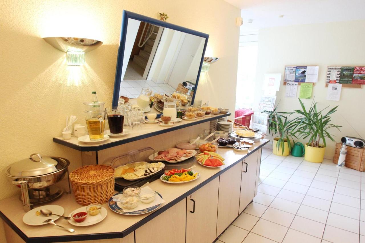 F-1010 Strandhaus Moenchgut Bed&Breakfast Dz 28 Terrasse Strandnah, Inkl Fruehstueck Lobbe Esterno foto
