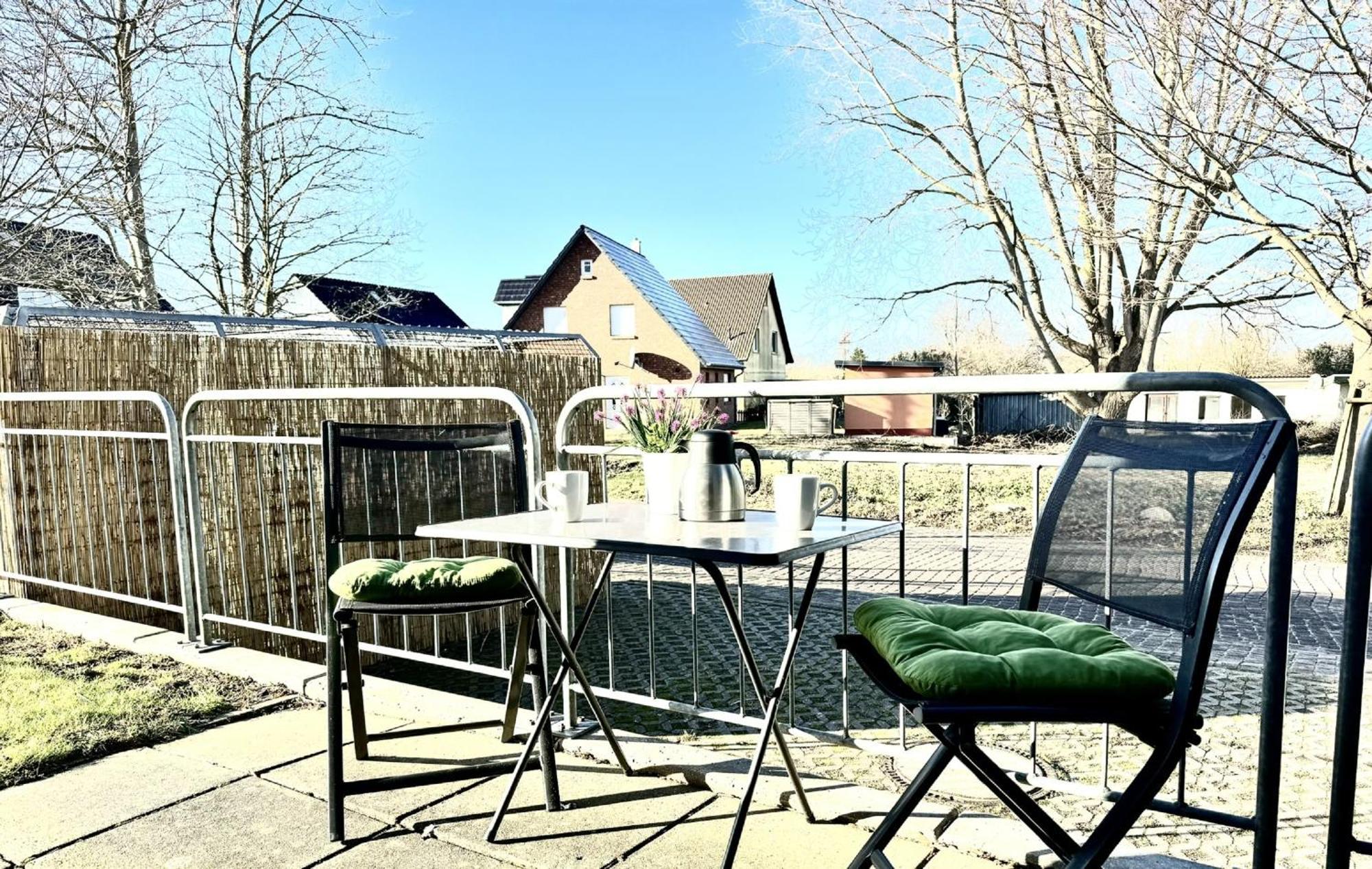 F-1010 Strandhaus Moenchgut Bed&Breakfast Dz 28 Terrasse Strandnah, Inkl Fruehstueck Lobbe Esterno foto